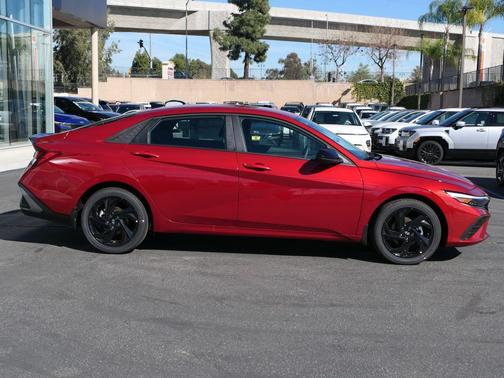 2026 Hyundai ELANTRA Sport