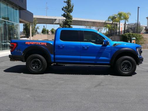 Velocity Blue Metallic 2021 Ford F-150 Raptor