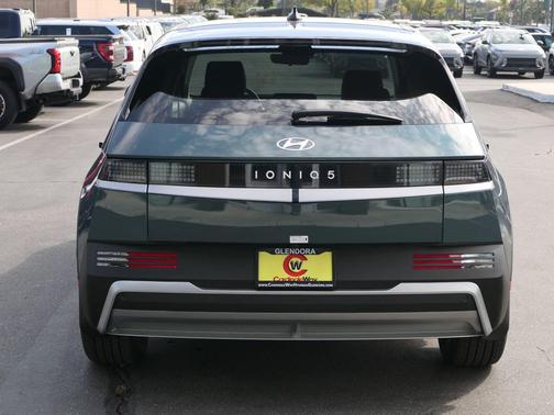 2026 Hyundai IONIQ 5 SE