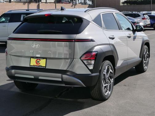 2026 Hyundai KONA SEL Premium