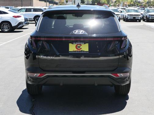 Phantom Black 2022 Hyundai TUCSON SEL