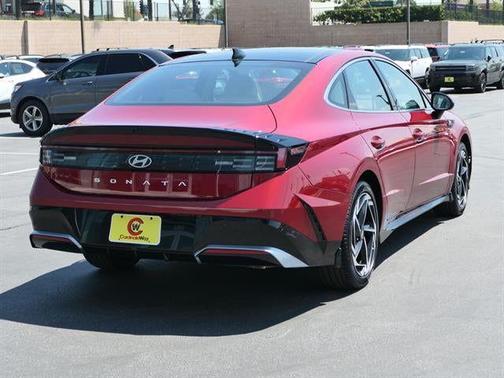 2025 Hyundai SONATA SEL