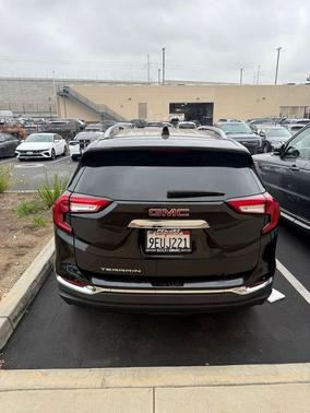 Ebony Twilight Metallic 2022 GMC Terrain SLT