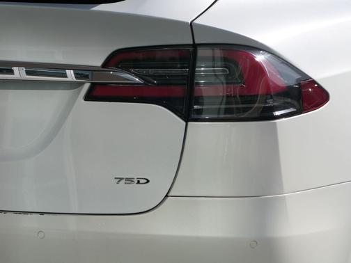 2018 Tesla Model X 75D