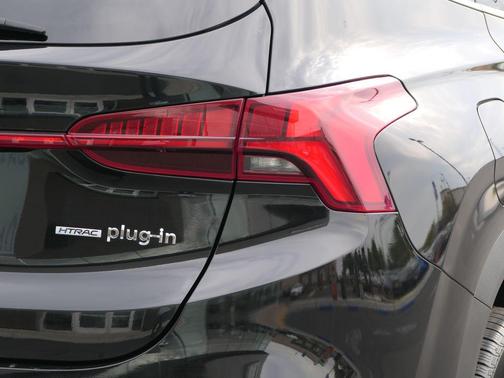 2023 Hyundai Santa Fe Plug-In Hybrid Limited
