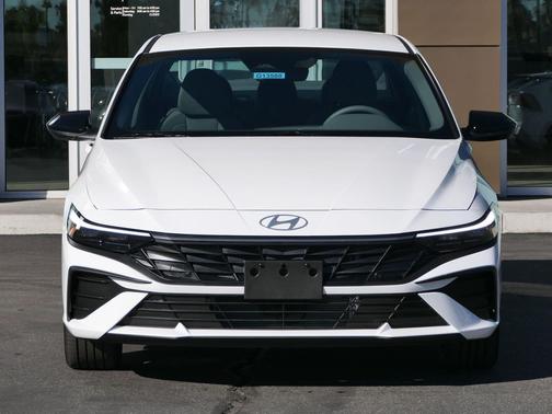2026 Hyundai ELANTRA HEV SEL Sport
