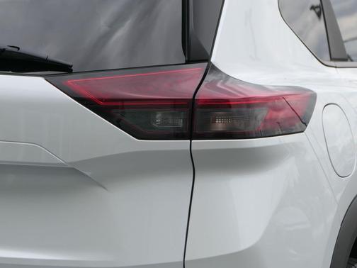 White Pearl 2025 Nissan Rogue SV