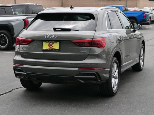 Chronos Gray Metallic 2022 Audi Q3 45 S line Premium