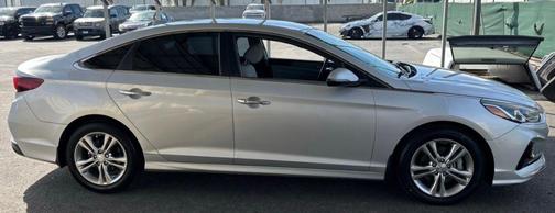 2018 Hyundai SONATA SEL