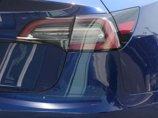 Deep Blue Metallic 2021 Tesla Model 3 Standard Range Plus