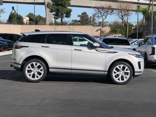 2020 Land Rover Range Rover Evoque SE