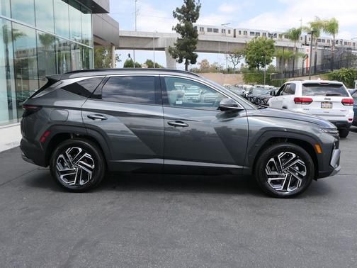 Gray 2026 Hyundai TUCSON Plug-In Hybrid Limited