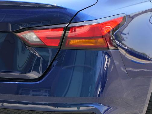 Deep Blue Pearl 2024 Nissan Altima S FWD