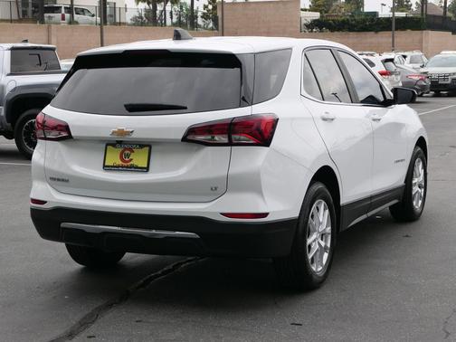 Summit White 2022 Chevrolet Equinox 1LT