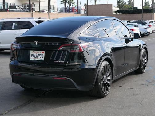 2022 Tesla Model Y Performance Dual Motor All-Wheel Drive