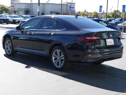 2023 Volkswagen Jetta 1.5T SE