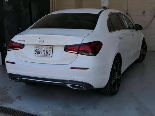 Polar White 2022 Mercedes-Benz A-Class A 220