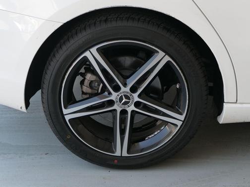 Polar White 2022 Mercedes-Benz A-Class A 220