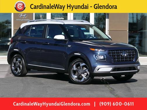 2026 Hyundai VENUE SEL w/Two-Tone Roof