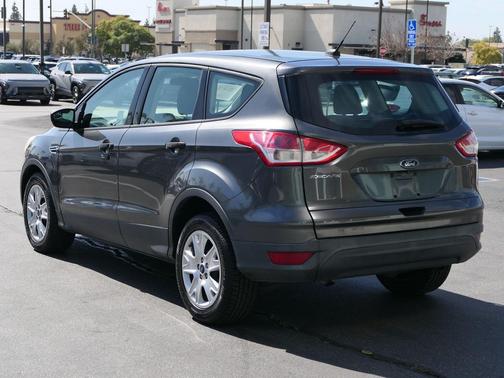 2016 Ford Escape S