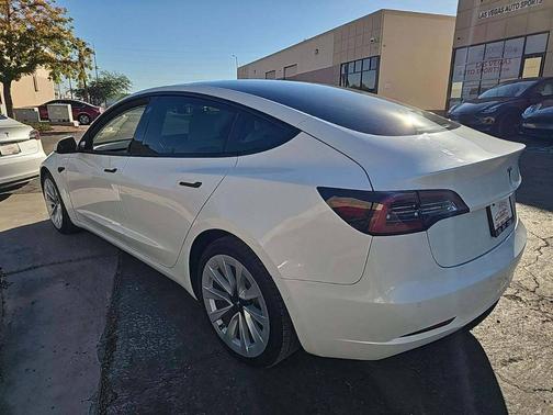 2022 Tesla Model 3 Base