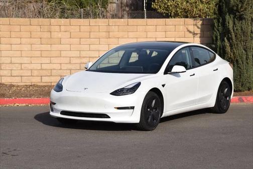 2022 Tesla Model 3 Standard Range