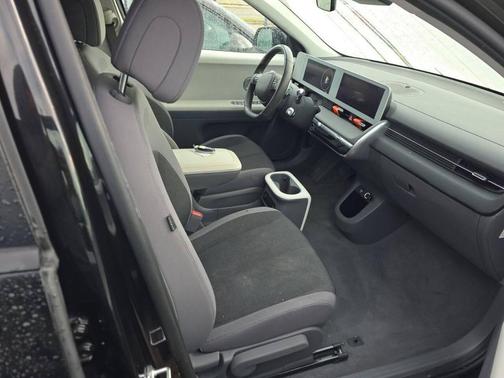2022 Hyundai IONIQ 5 SE