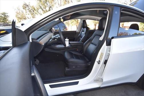 2021 Tesla Model Y Long Range AWD 4dr Crossover