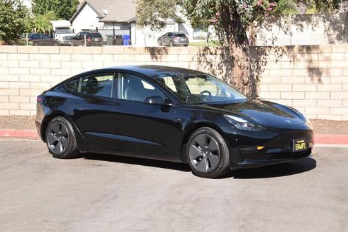 2021 Tesla Model 3 Standard Range Plus