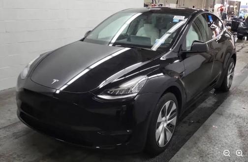 2022 Tesla Model Y Long Range