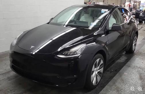 2022 Tesla Model Y Long Range