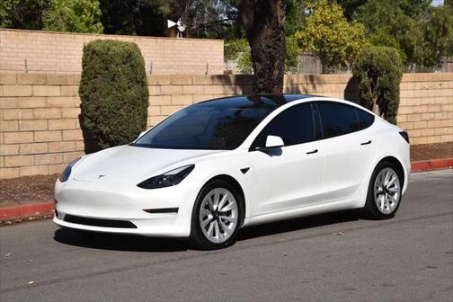 2022 Tesla Model 3 Standard Range