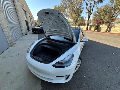 2022 Tesla Model 3 Standard Range