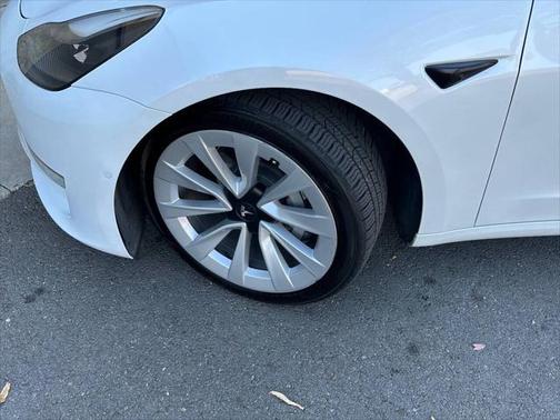 2022 Tesla Model 3 Standard Range