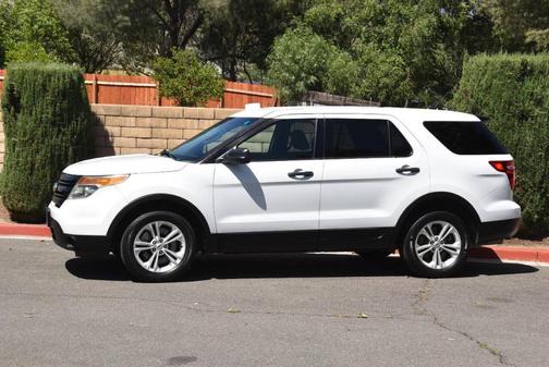 White 2015 Ford Utility Police Interceptor Base