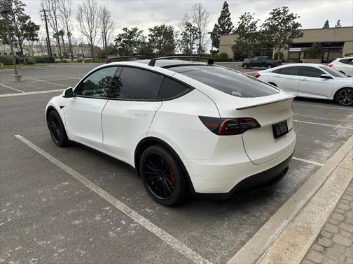2022 Tesla Model Y Performance Dual Motor All-Wheel Drive