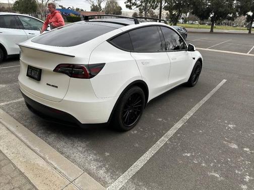2022 Tesla Model Y Performance Dual Motor All-Wheel Drive