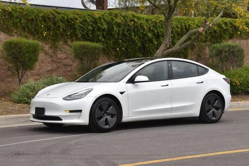 2023 Tesla Model 3 Base