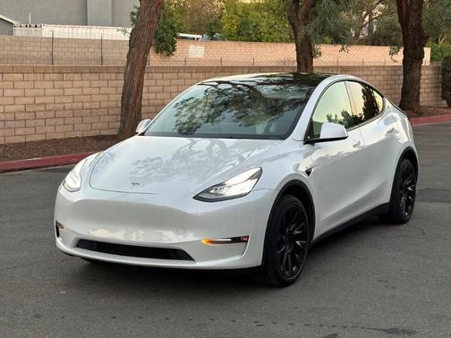 2022 Tesla Model Y Long Range
