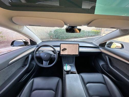 2023 Tesla Model 3 Base