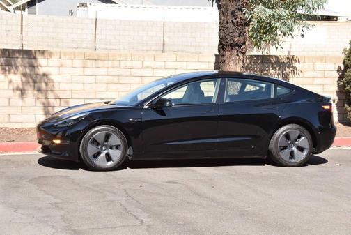 2023 Tesla Model 3 Base