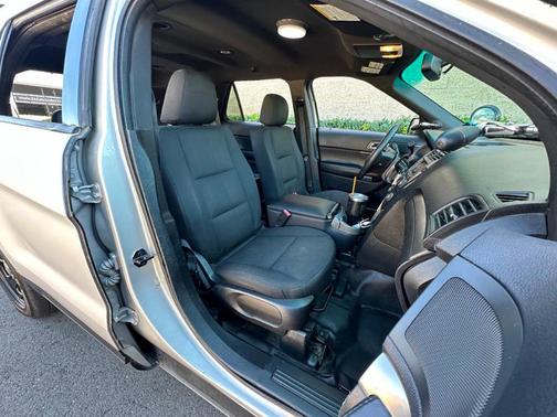 Gray 2016 Ford Utility Police Interceptor Base