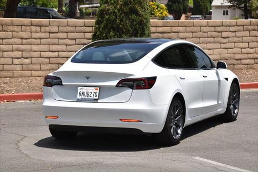 2020 Tesla Model 3 Standard Range Plus