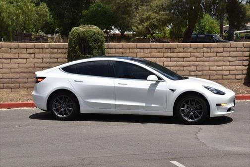2020 Tesla Model 3 Standard Range Plus