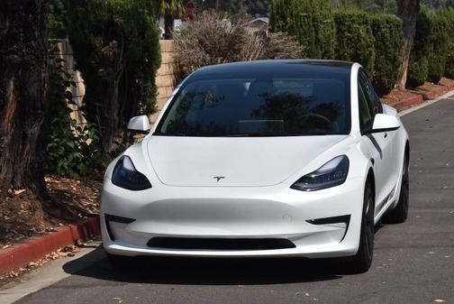 2021 Tesla Model 3 Standard Range Plus