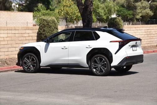 2023 Toyota bZ4X Limited