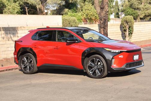 2023 Toyota bZ4X Limited