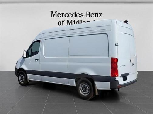 2025 Mercedes-Benz Sprinter 2500 Standard Roof