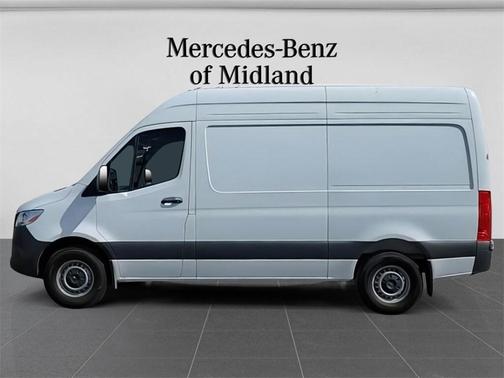 2025 Mercedes-Benz Sprinter 2500 Standard Roof
