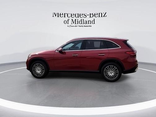 Patagonia Red 2026 Mercedes-Benz GLC 300 Base